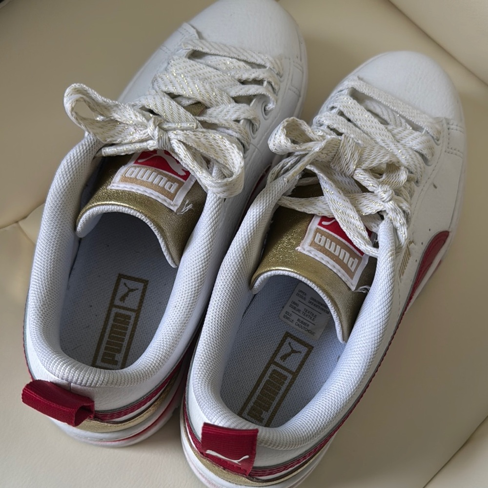 Puma White and Red Sneakers
